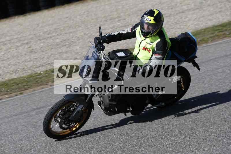 /01 02.04.2026 MAZ ADR/Gruppe gelb Gruppe gruen/Instruktoren